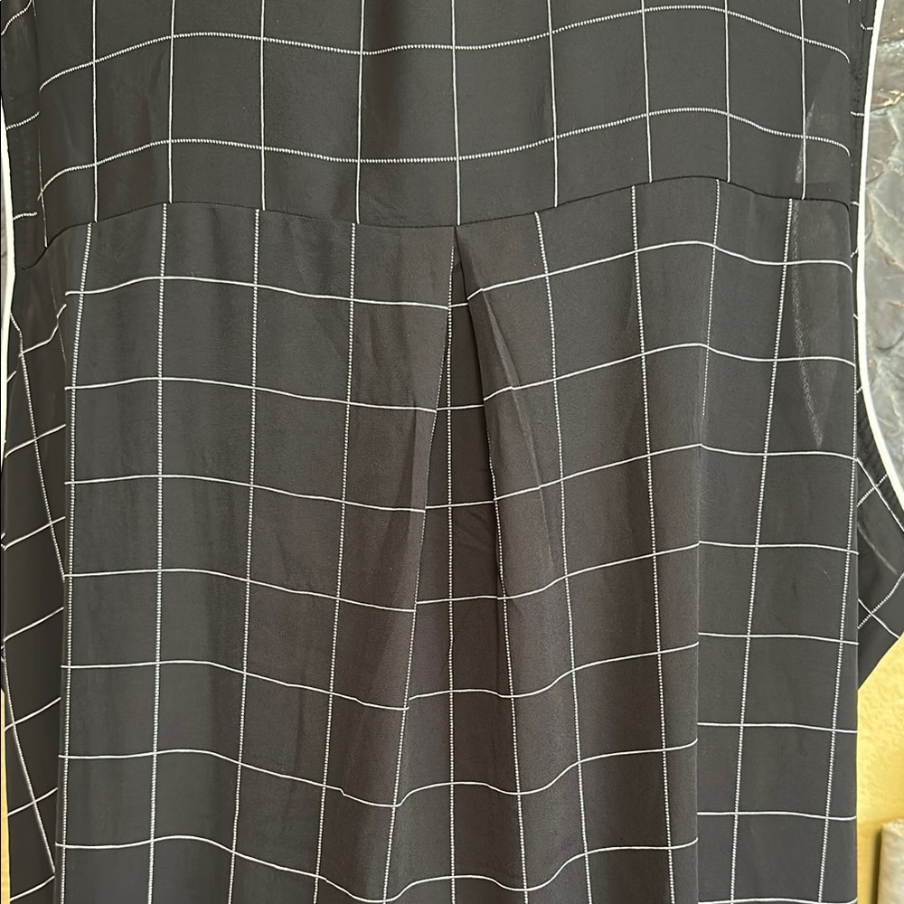 Lily Morgan Grid Pattern Tank Top - Picture 8 of 9